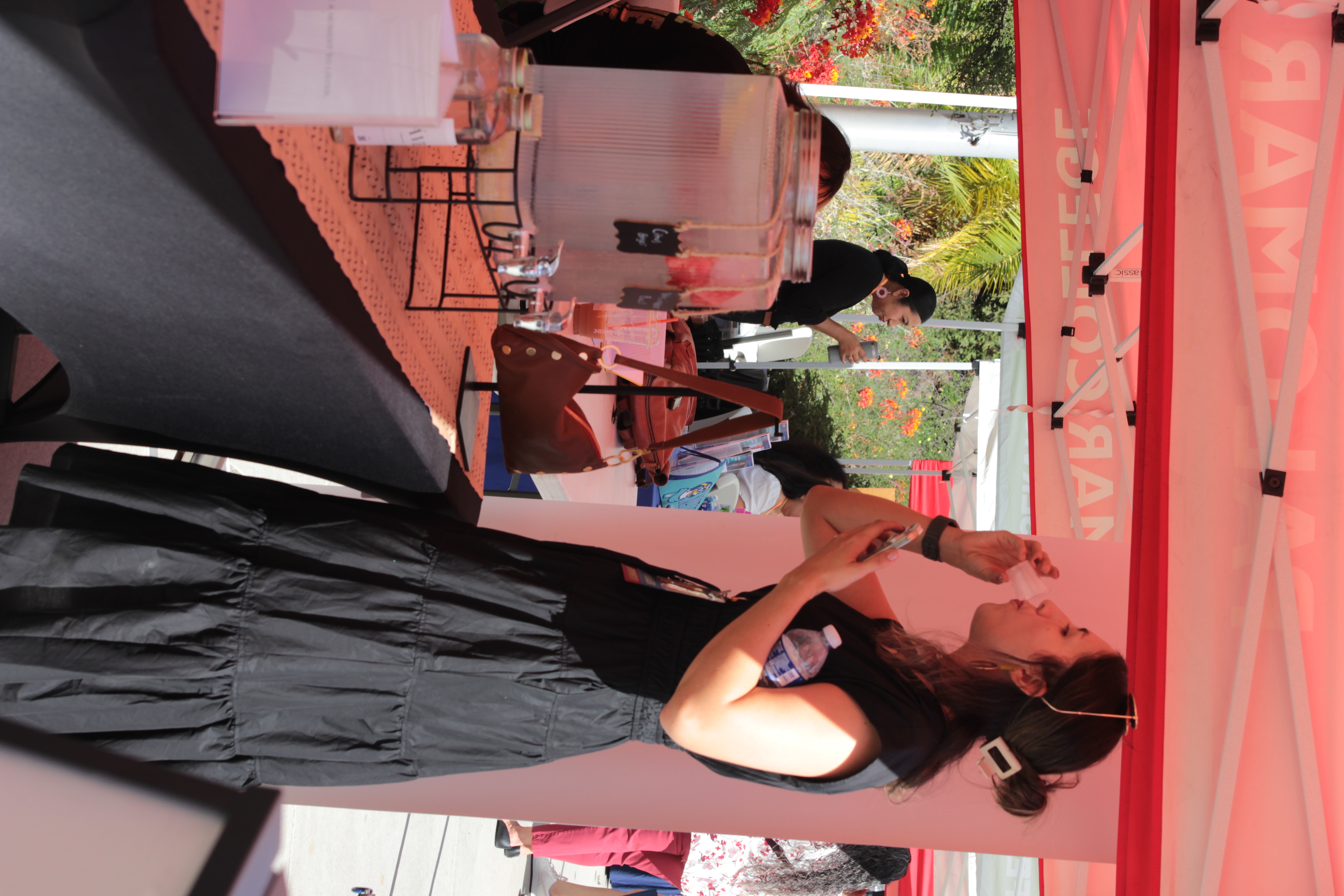 Guest engaging with Áve activation